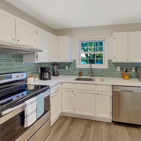 5 Min To Beach—King Beds Charleston Exterior photo