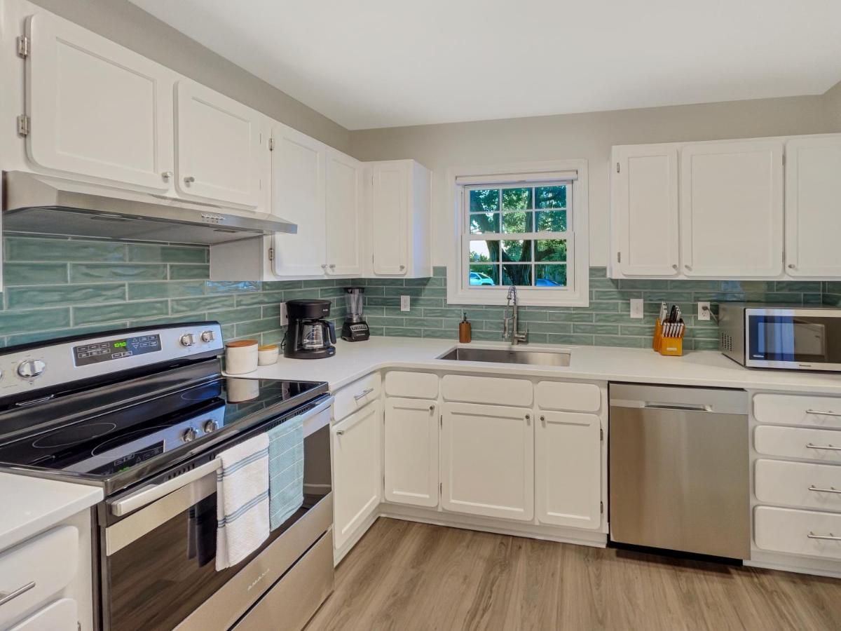 5 Min To Beach—King Beds Charleston Exterior photo